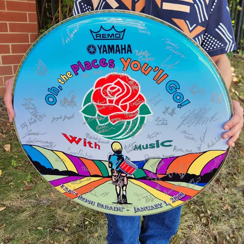 Holding drumhead